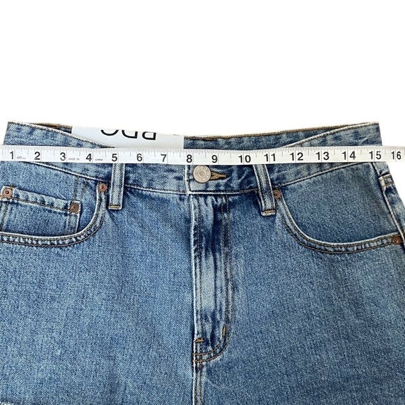 URBAN Outfitters BDG Cheeky Super High Rise Shorts - Picture 9 of 11